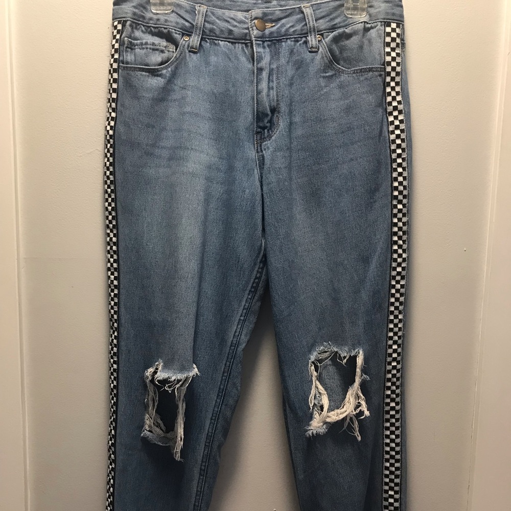 Checkered Empyre size 9 mom jeans